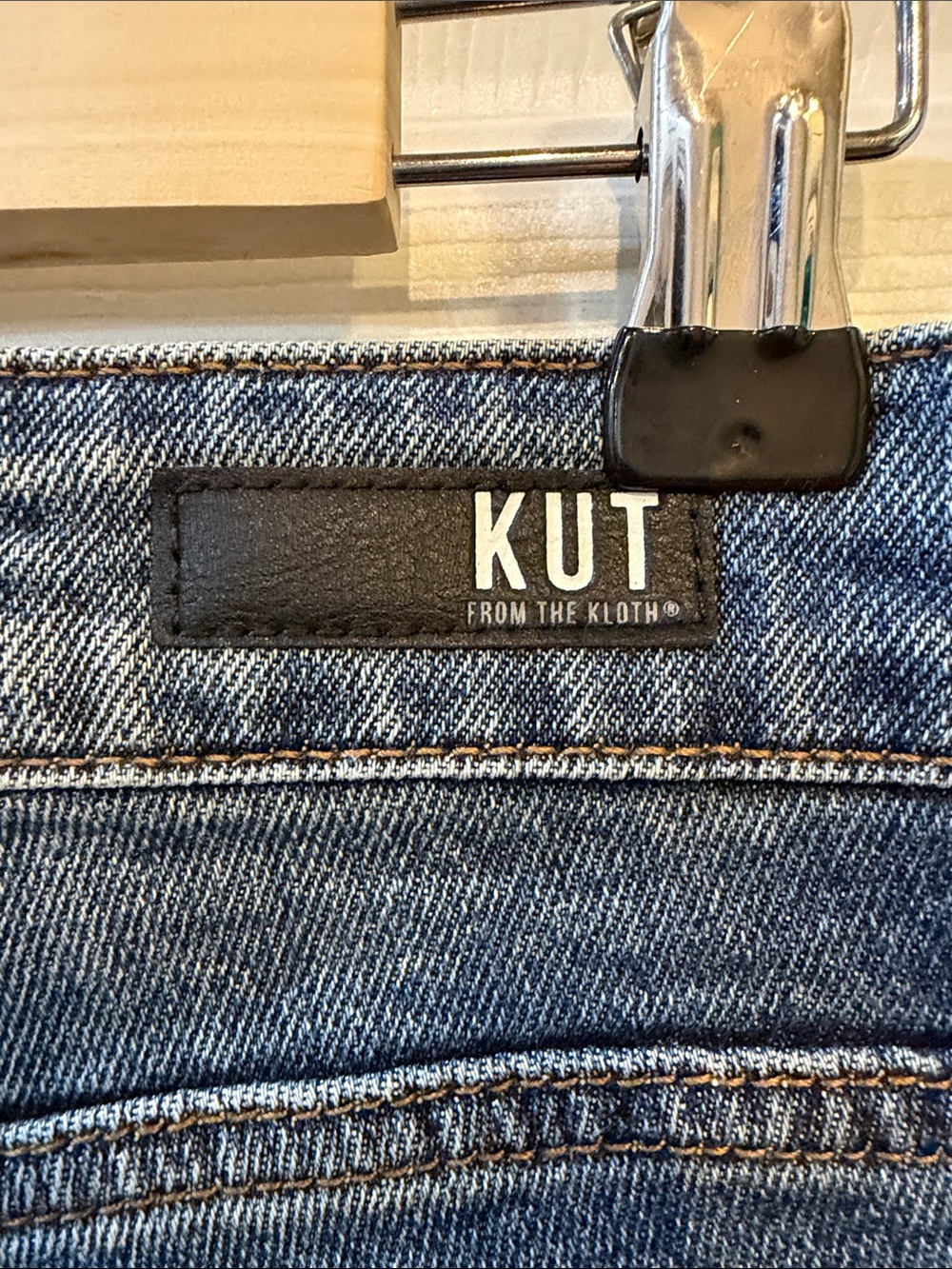 Kut from the Kloth Distressed Cropped Blue Denim Jeans - Picture 7 of 11